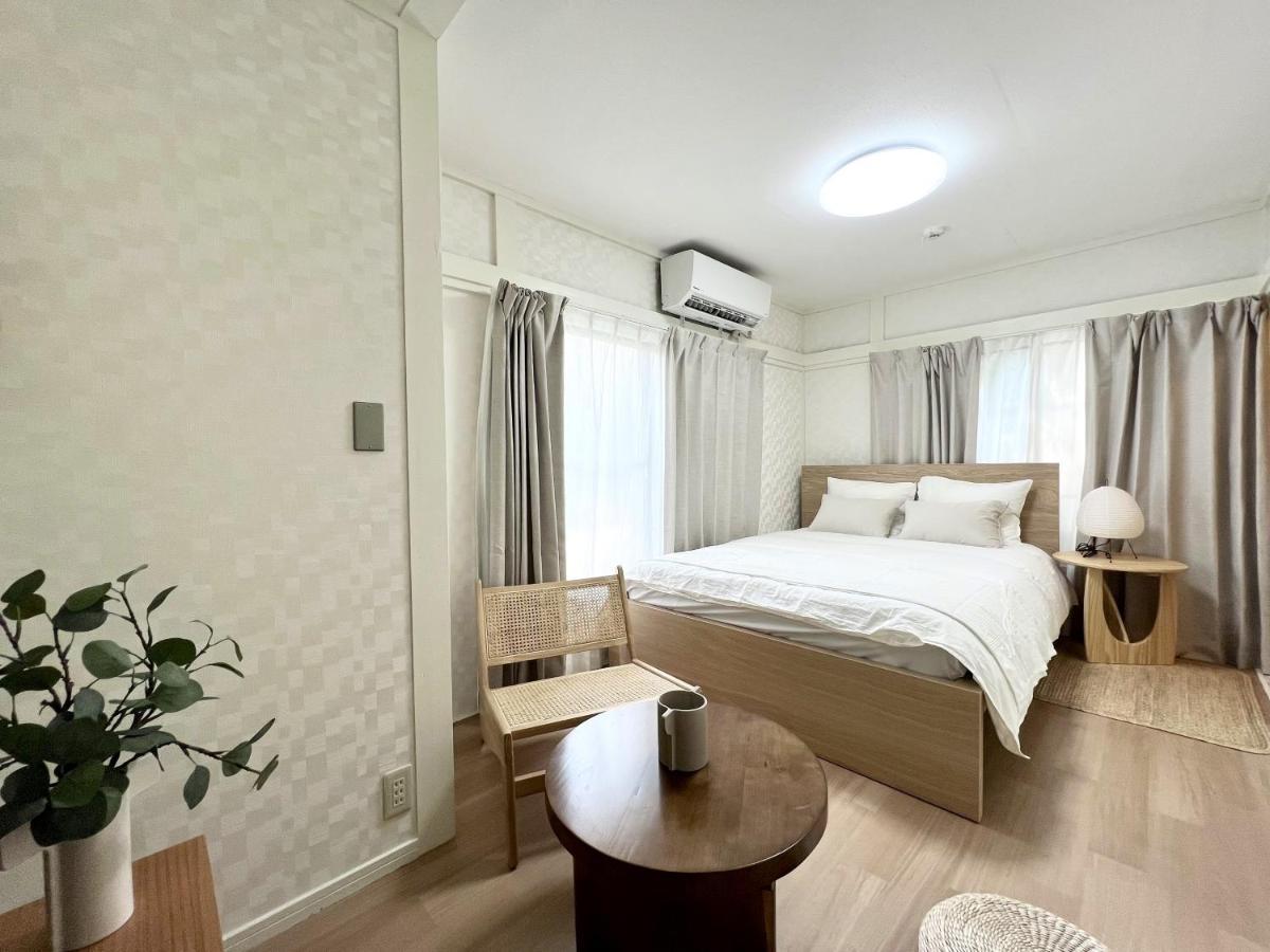 Tranquil House With 3 Bedrooms 7Min To Metro Straight To Shinjuku And Shibuya Токио Екстериор снимка